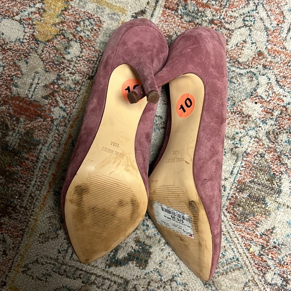 Nine West | Mauve Heels - Picture 3 of 4